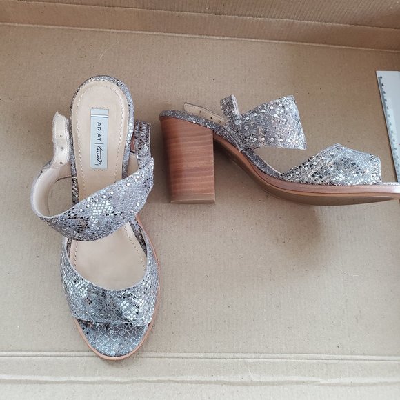 Ariat Two24 silver leather sandals 7.5M - Picture 1 of 7